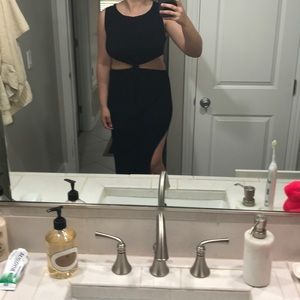 Sabo skirt cut out maxi